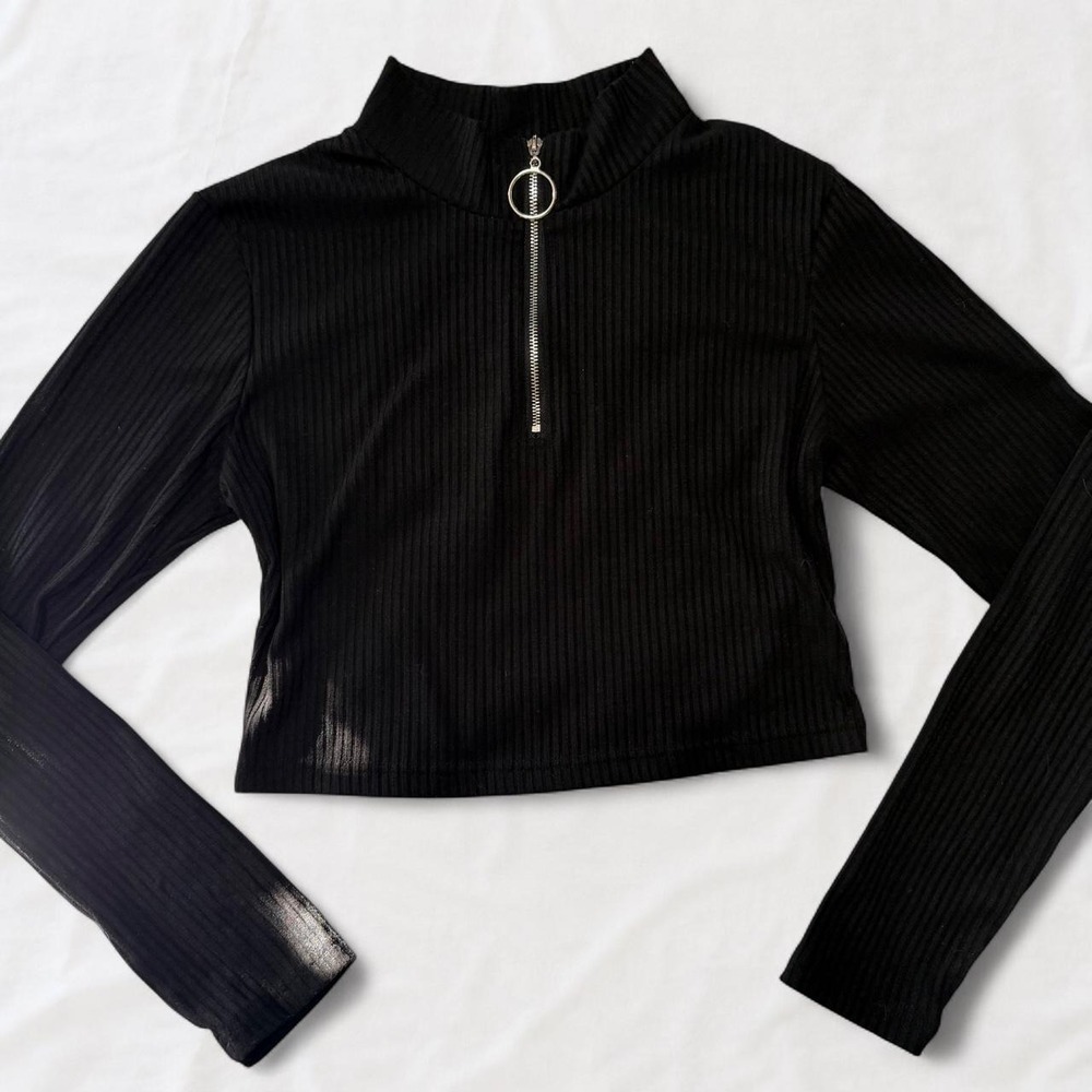 Romwe Black Ribbed Quarter Zip Crop Top Size S